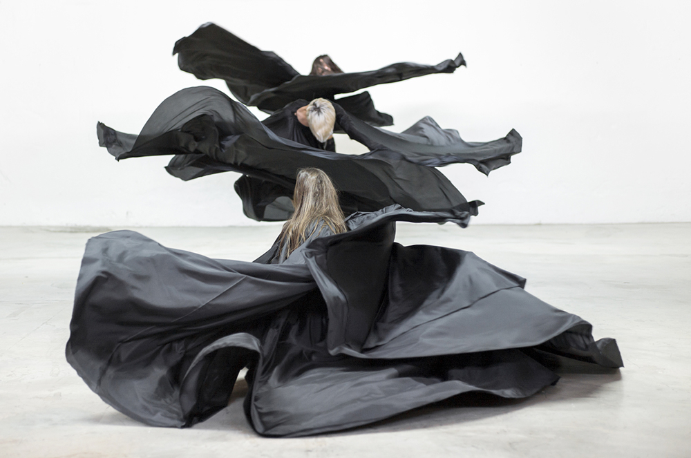 Ola Maciejewska : Dans les plis de la Danse serpentine
