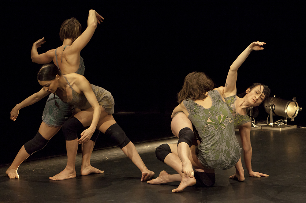 Gris, Myriam Gourfink