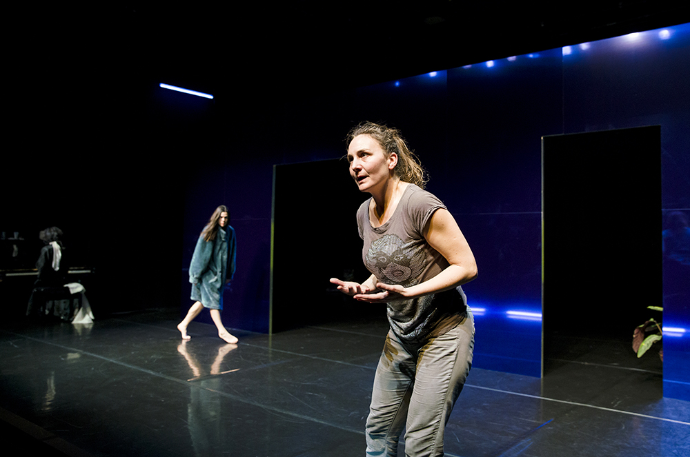 Madame, Betty Tchomanga