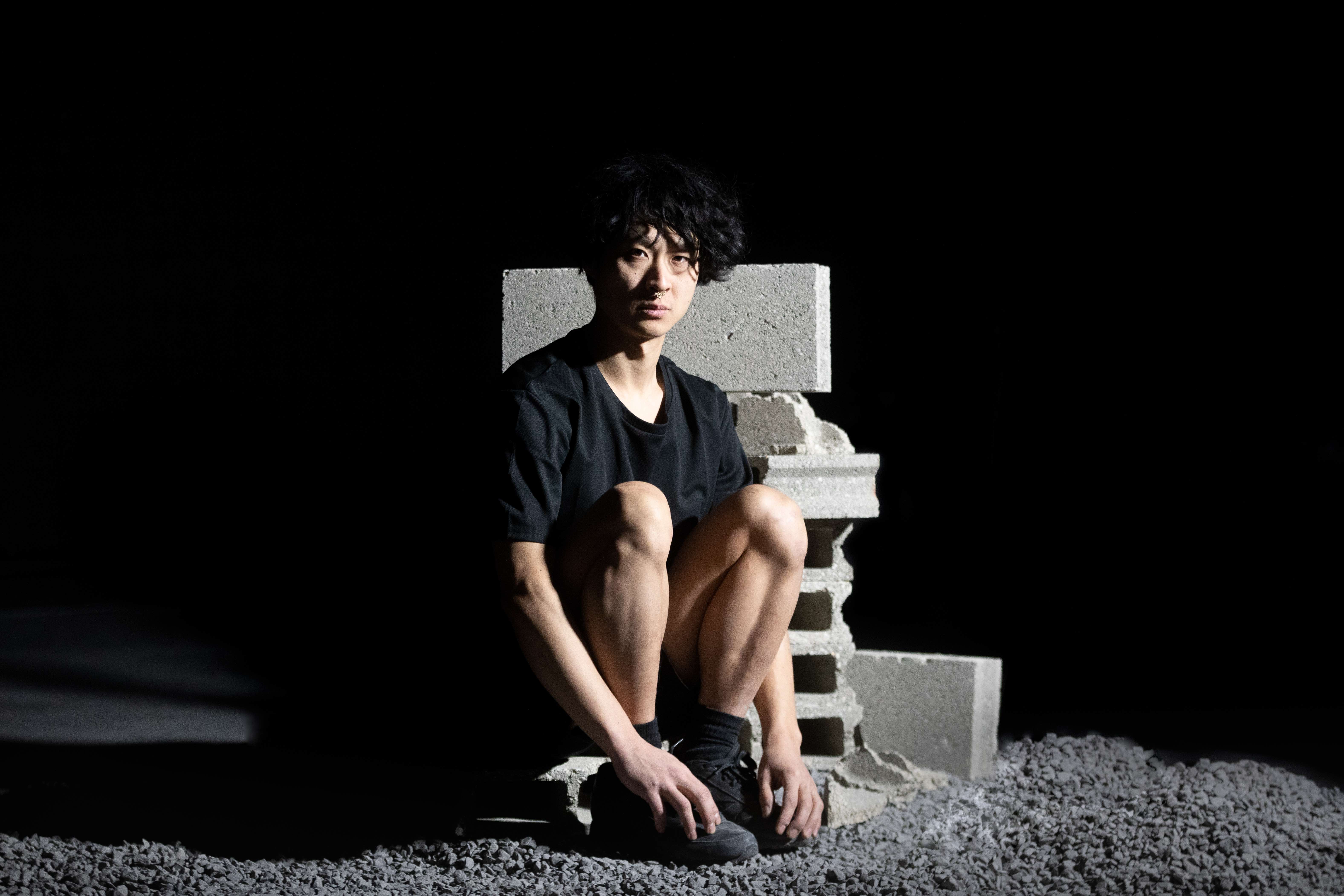 Erwan Ha Kyoon Larcher, Ruine
