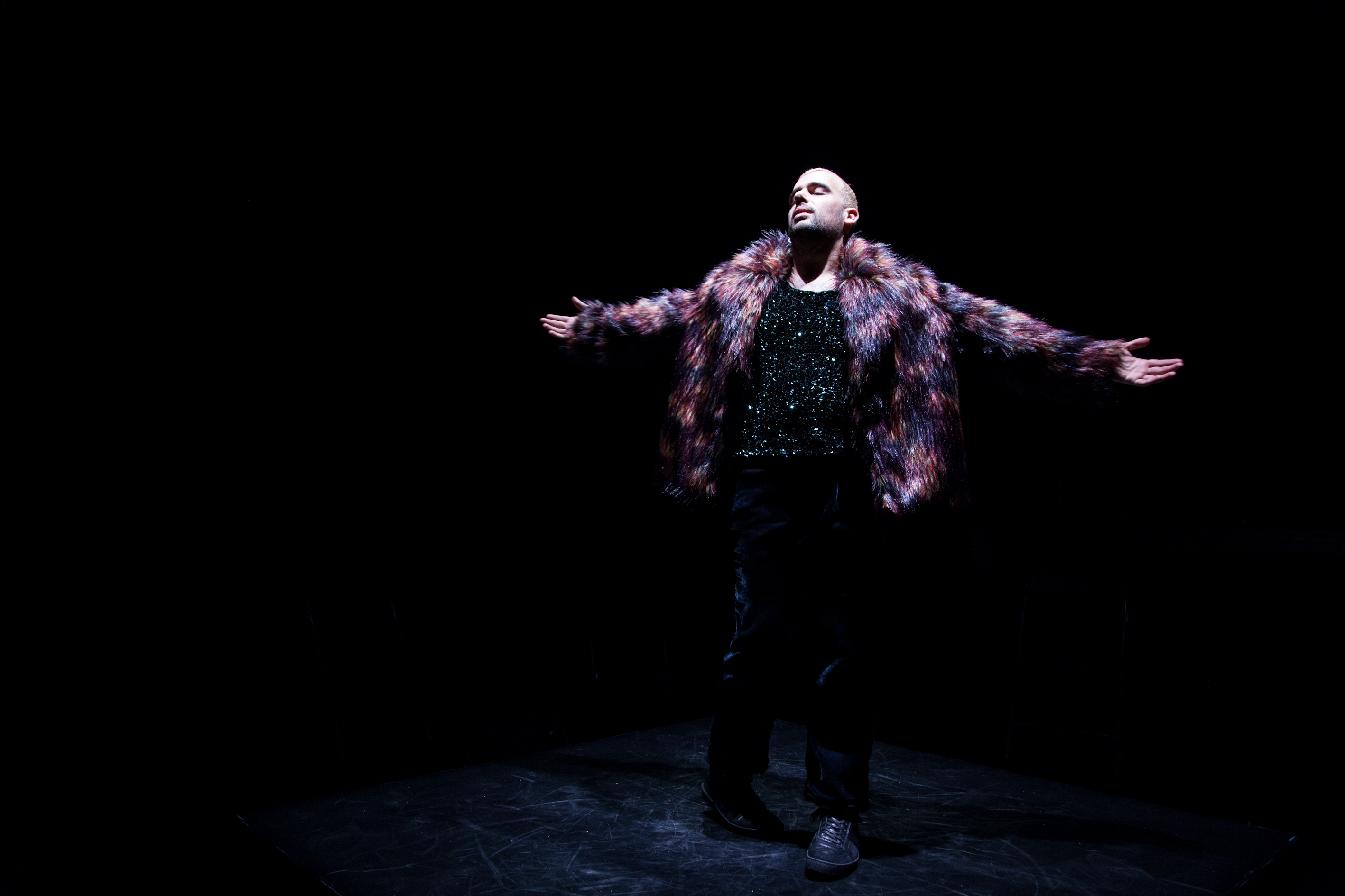 Nos corps vivants, Arthur Perole