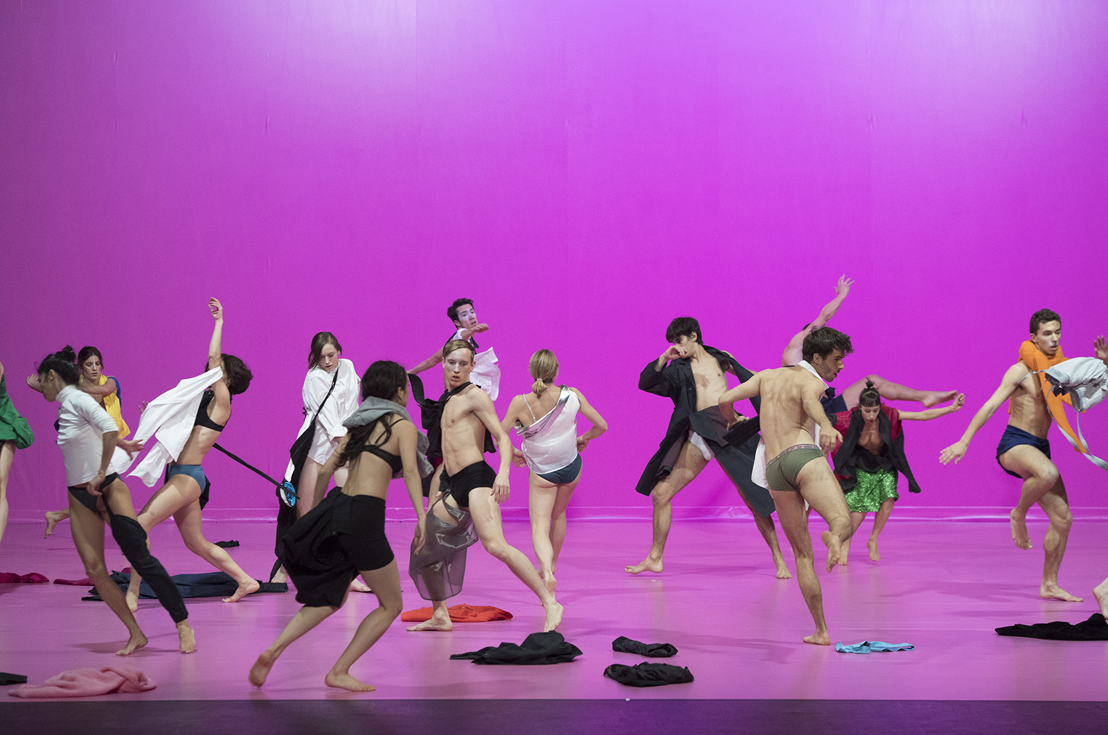 1968 18 Merce Cunningham Miguel Gutierrez Ballet De Lorraine Ma Culture